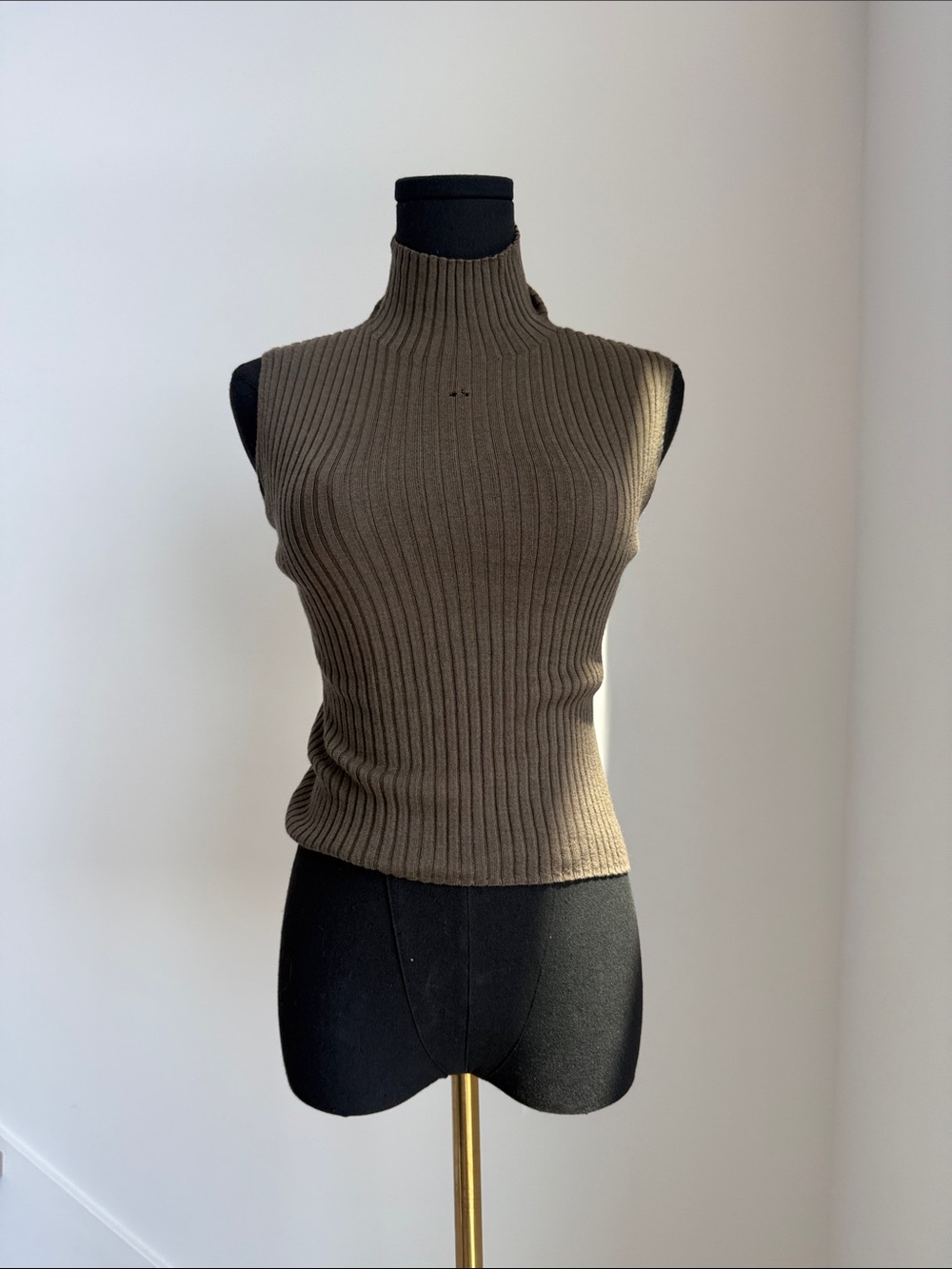 Sleeveless Ribbed Mock Neck Tank Top - Olive Brown